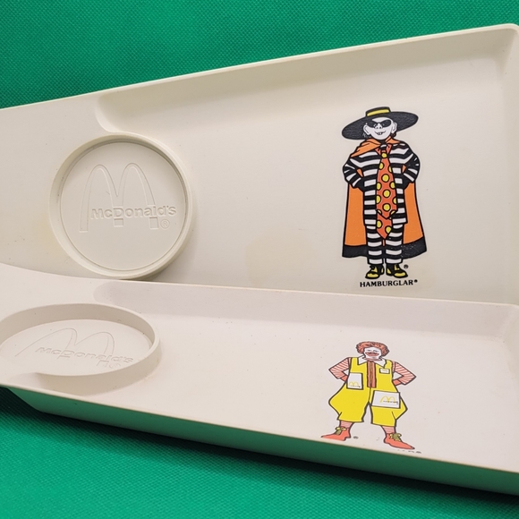 McDonald's | Dining | 2 Vintage 97s Mcdonalds Plastic Car Trays Made In ...